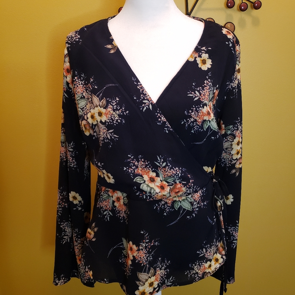 Papillon Floral Wrap Size M